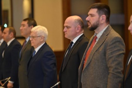 “Azərbaycan – Avrasiya inteqrasiya təşəbbüslərinin qovuşma nöqtəsi” - Dəyirmi masa