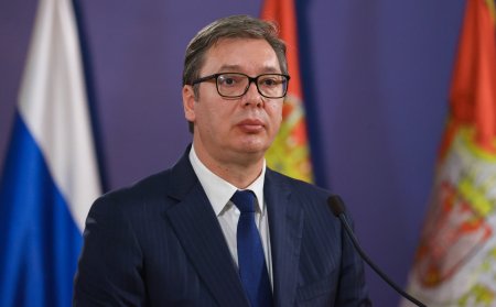 Vuçiç NATO-nu 1999-cu ildə Yuqoslaviyanın bombalanmasına görə cavab verməyə çağırıb.