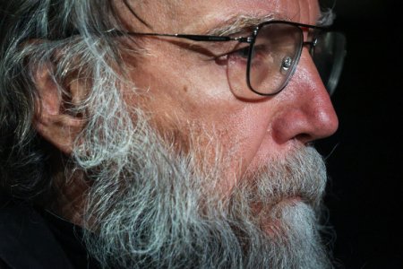 Aleksandr Duqin: “Materializm qulların dinidir”.